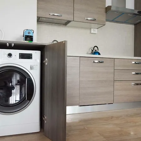 Amy Apartments, Sanzio 7 米兰