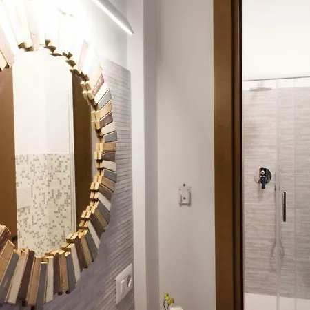 Amy Apartments, Sanzio 7 米兰