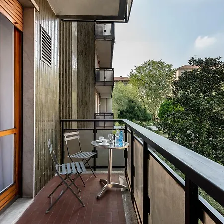 Amy Apartments, Sanzio 7 米兰
