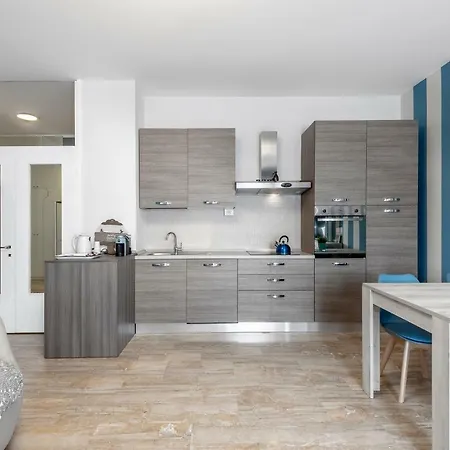 公寓 Amy Apartments, Sanzio 7 *