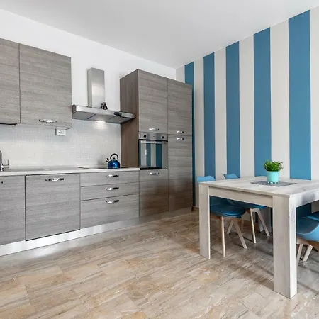 Amy Apartments, Sanzio 7 公寓 *