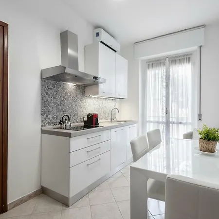 公寓 Amy Apartments, Sanzio 7 *